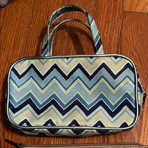 2 makeup bags